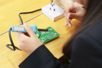 R8_2_2_ラジオ製作（2年） (3)