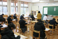 R8_2_18_学末ﾃ（1年国語） (1)