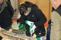 R8_2_27_しいたけ植菌_1年生 (10)