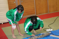 R8_2_27_しいたけ植菌_1年生 (8)